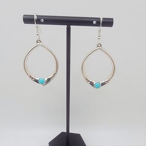 New Handcrafted 925 Sterling Silver and Turquoise Earrings